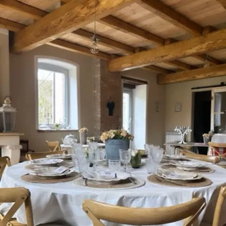 Semesterbostad Cascina Burroni *
