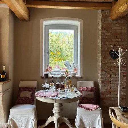 Semesterbostad Cascina Burroni
