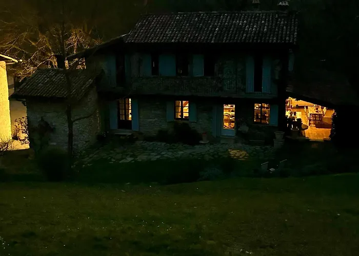 Cascina Burroni Holiday home *